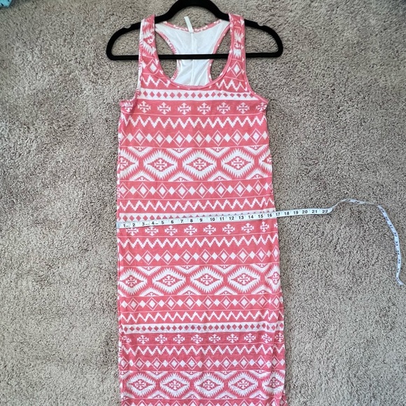 Fun Coral Sleeveless Racerback Scoop Neck Maxi Dress Love In - Picture 7 of 8